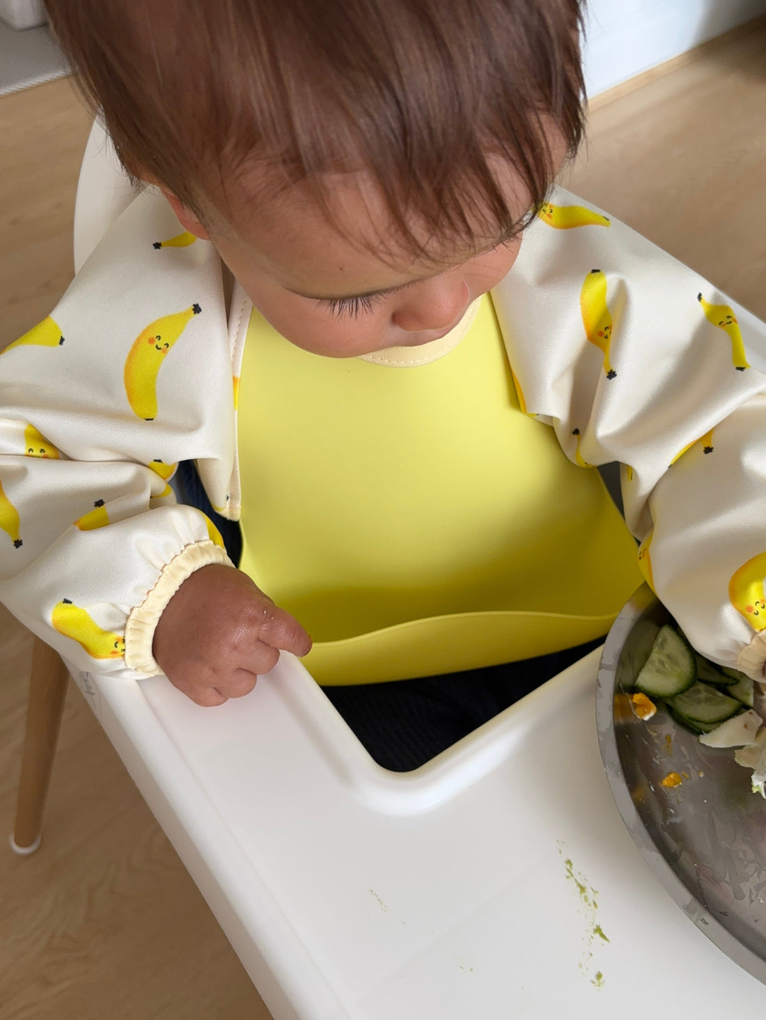 Choosing the Right Baby Bib for Messy Mealtimes in Australia